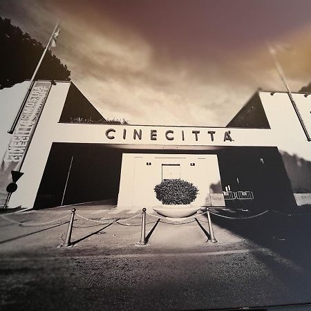 Roma Cinecitta Apartment Bagian luar foto